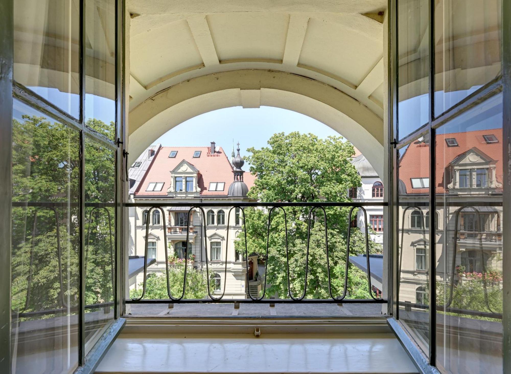 Hotel Uhland München Eksteriør bilde