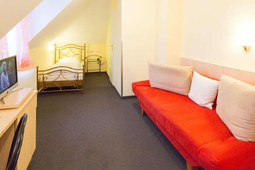 Hotel Uhland München Eksteriør bilde